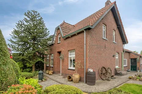 Twee-onder-één-kap te koop: Rijksweg Noord 7, Peij Echt