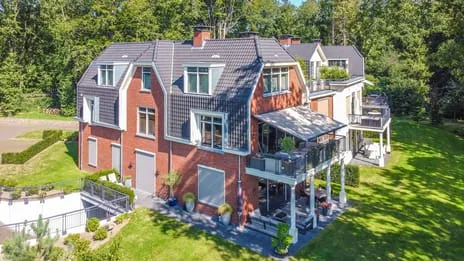 Appartement te koop: Rijksweg-West 10G, Steenbergen Laren (Nh)