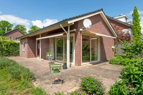 Vrijstaande woning te koop: Rijksweg-West 16, Elden Arnhem