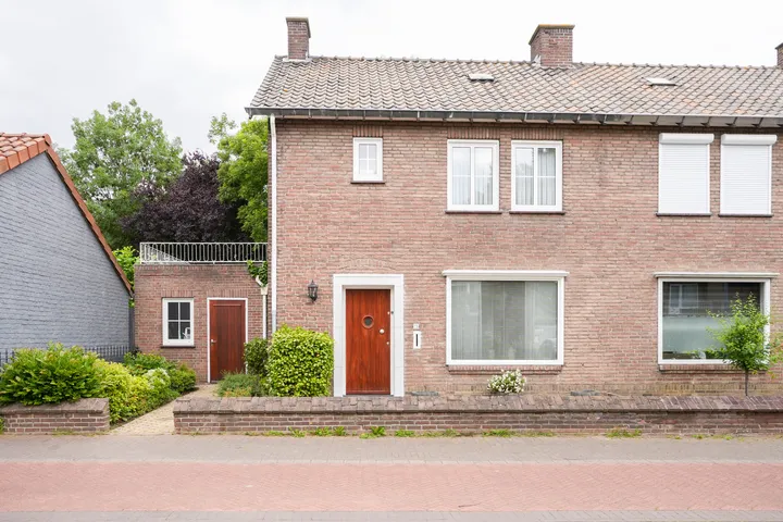 Semi-detached for sale: Rijksweg Zuid 226, Geleen-Centrum Geleen