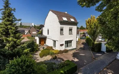 Hoekwoning te koop: Rijksweg Noord 200, Overhoven Sittard