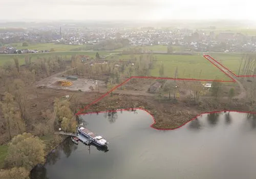 Vrijstaande woning te koop: Rijnbandijk 28, Verspreide huizen Maurik Maurik