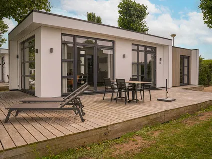 Vrijstaande woning te koop: Rijnbandijk 36-48, Verspreide huizen Maurik Maurik
