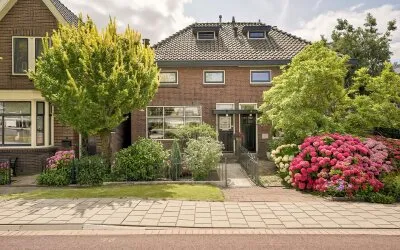 Twee-onder-één-kap te koop: Rijndijk 221, Buitengebied Hazerswoude-Rijndijk Hazerswoude-Rijndijk
