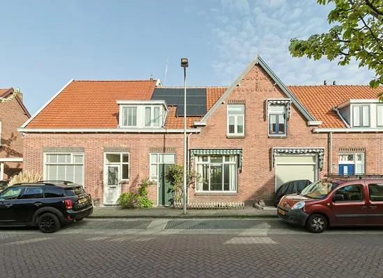 Tussenwoning te koop: Rijnegommerstraat 21, Rijnegom Zoeterwoude