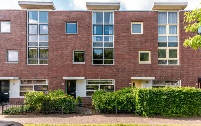 Tussenwoning te koop: Rijnland 369, Landstrekenwijk West Lelystad