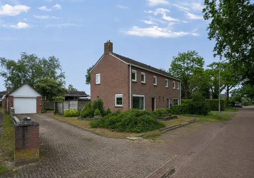 Semi-detached for sale: Rijnskamp 18, Rolde Rolde