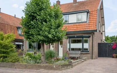 Twee-onder-één-kap te koop: Rijnstraat 11, Amerongen-Dorp Amerongen