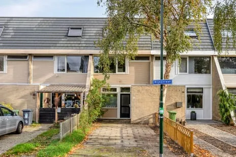 Tussenwoning te koop: Rijnstraat 34, Leest Veghel