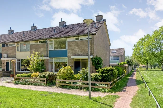 Hoekwoning te koop: Rijnstraat 37, Pittelo Noord Assen