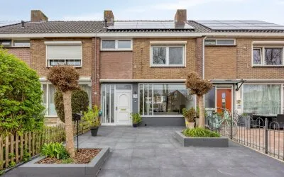 Tussenwoning te koop: Rijnstraat 44, Oosterwijk Heemskerk