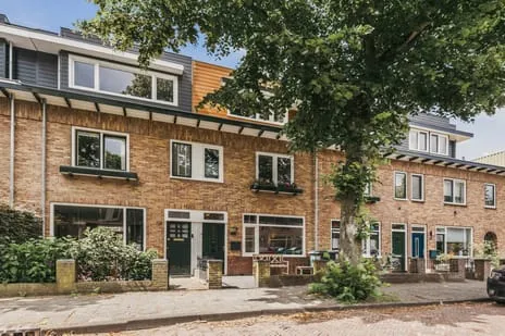 Tussenwoning te koop: Rijnstraat 56, Rivierenbuurt Haarlem