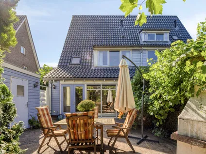 Twee-onder-één-kap te huur: Rijsbes 97, De Bras 'S-Gravenhage