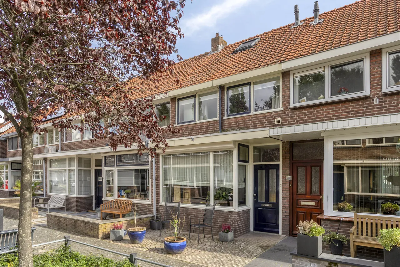 Tussenwoning te koop: Rijshoutstraat 26, Sliedrecht