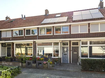 Terraced house for sale: Rijshoutstraat 30, Buitenuitbreiding-West Sliedrecht