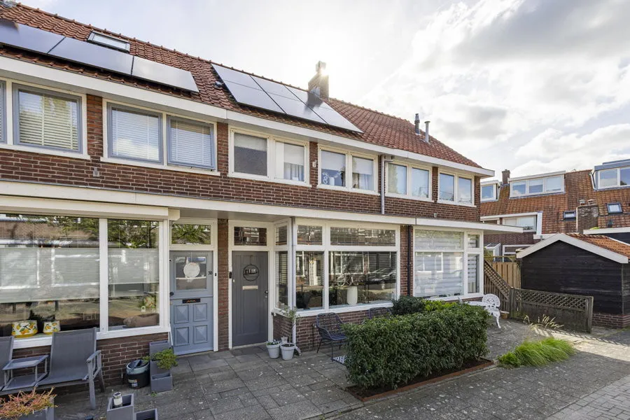Tussenwoning te koop: Rijshoutstraat 32, Sliedrecht