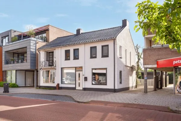 Twee-onder-één-kap te koop: Rijssensestraat 55, Nijverdal-Centrum Nijverdal