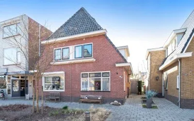 Twee-onder-één-kap te koop: Rijssensestraat 82A, Nijverdal-Centrum Nijverdal