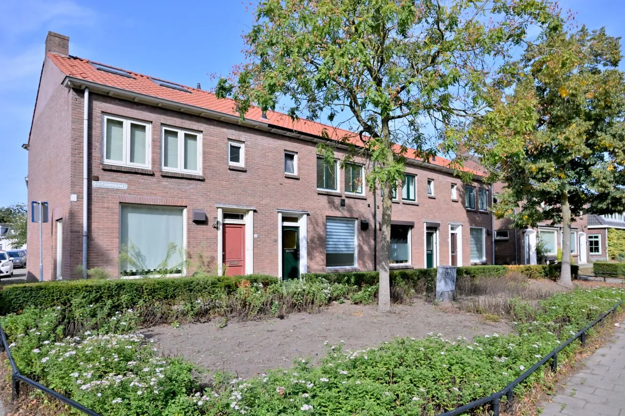 Tussenwoning te koop: Rijsterborgherweg 29, Deventer