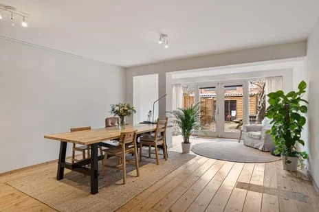 Tussenwoning te koop: Rijswijkse Landingslaan 109, Singels 'S-Gravenhage