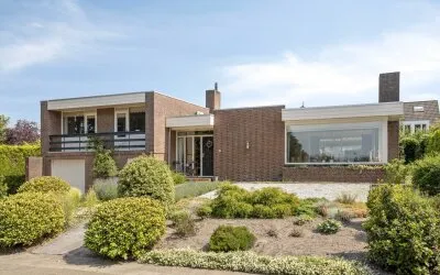 Vrijstaande woning te koop: Rijzendeweg 26, Woensdrecht Woensdrecht