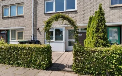 Tussenwoning te koop: Rimsky-Korssakovweg 109, Muziekwijk Z.-Noord Almere