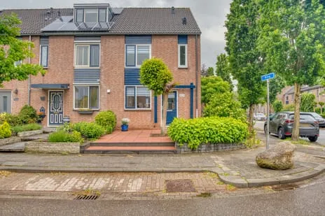 Hoekwoning te koop: Ring 427, Krommeweg-Zuid Hendrik-Ido-Ambacht