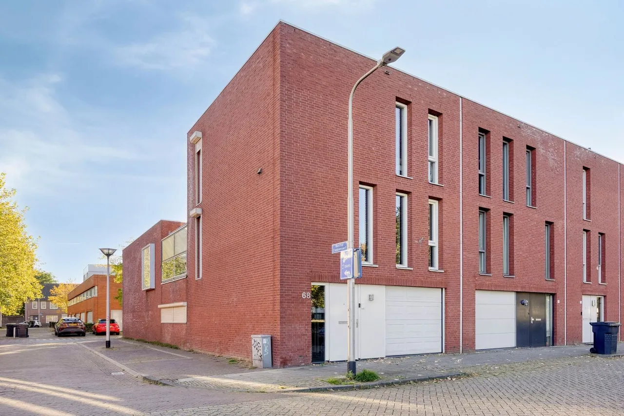 Tussenwoning te koop: Ringbaan-Noord 68, Tilburg