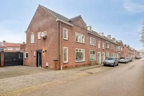 Hoekwoning te koop: Ringbaan-Zuid 147, Broekhoven II Oost Tilburg