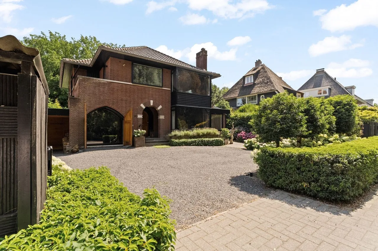 Vrijstaande woning te koop: Ringdijk 12, Rotterdam