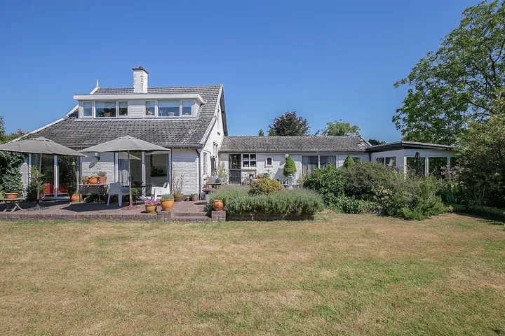 Vrijstaande woning te koop: Ringdijk 148, Slikkerveer Ridderkerk