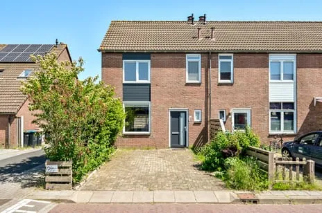 Hoekwoning te koop: Ringdijk 374, Lelystad-Haven Oost Lelystad