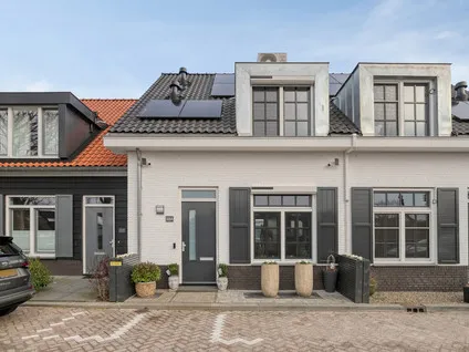 Tussenwoning te koop: Ringdijk 38A, Centrum Ridderkerk