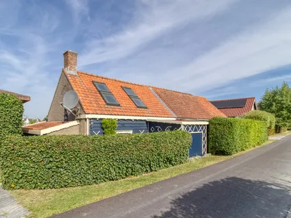 Twee-onder-één-kap te koop: Ringdijk Noord 2, Cadzand Cadzand