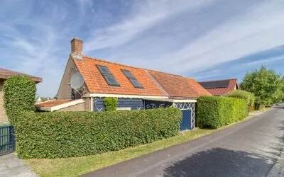 Twee-onder-één-kap te koop: Ringdijk Noord 2, Cadzand Cadzand