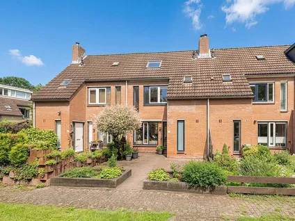Terraced house for sale: Ringoven 52, De Horden Stenen en Ovens Wijk Bij Duurstede