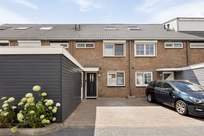 Tussenwoning te koop: Ringspoor 193, Sporenbuurt-west Capelle Aan Den Ijssel