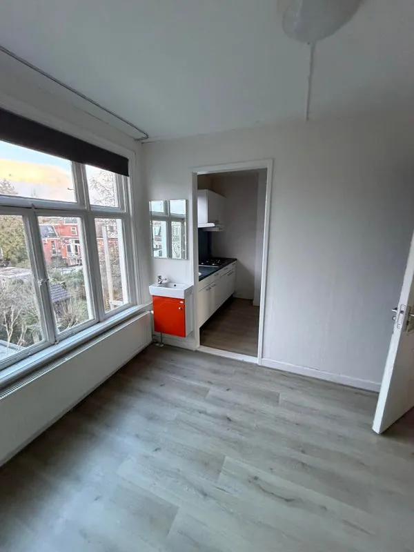 Room for rent: Riouwstraat 17A-3, Indische buurt Groningen