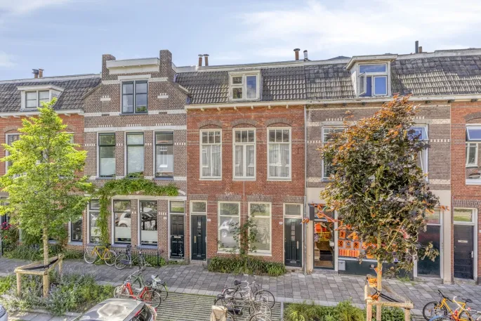 Hoekwoning te koop: Riouwstraat 44, Indische buurt Groningen