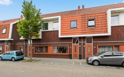 Tussenwoning te koop: Riouwstraat 44, Wormerveer Zuid Wormerveer