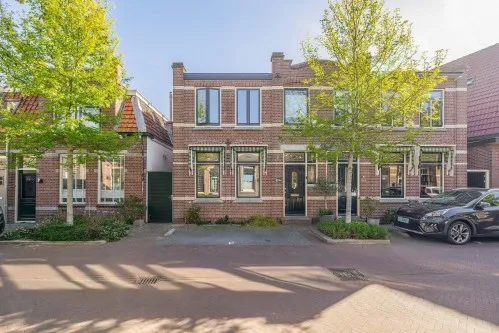 Twee-onder-één-kap te koop: Riouwstraat 7, Wormerveer Zuid Wormerveer
