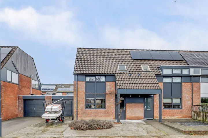 Tussenwoning te koop: Ripstraat 21KAMPERLAND, Kamperland