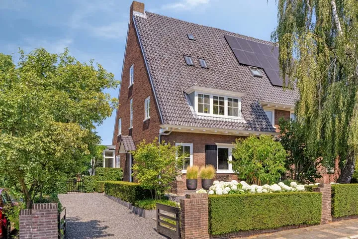 Twee-onder-één-kap te koop: Ritzema Bosweg 21, Benedenbuurt Wageningen