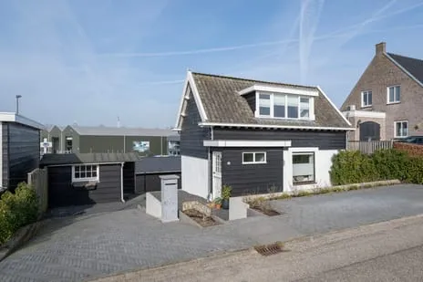 Vrijstaande woning te koop: Rivierdijk 25, Rvierdijk oost Hardinxveld-Giessendam
