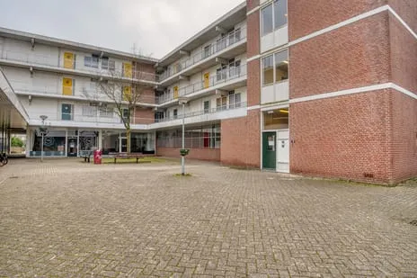 Appartement te koop: Rivierenplein 114, Merwedepolder-West Dordrecht