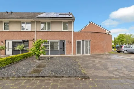 Tussenwoning te koop: Rivierensingel 170, Brouwhuis-Dorp Helmond