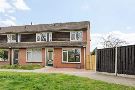 Hoekwoning te koop: Rob de Vriesstraat 20, Weijinkshoek Hengelo