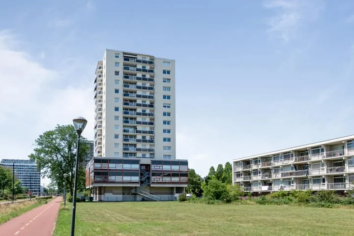 Apartment for sale: Robert Kochlaan 144, Geneesherenbuurt Haarlem
