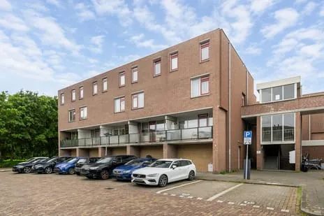 Appartement te koop: Robert Schumanring 208, Loper Noord Vlaardingen
