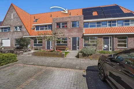 Tussenwoning te koop: Robert Johnsonstraat 33, Middelburg
